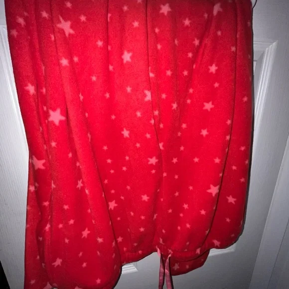 Cuddl Duds Red Star Fleece Robe - Picture 4 of 7